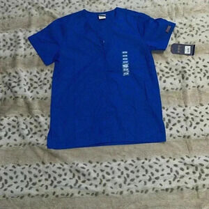 NWT Cherokee Scrub Top